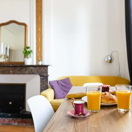 Homely Studio For 2 Close To Place Gambetta By Guestready Apartment Bordeaux